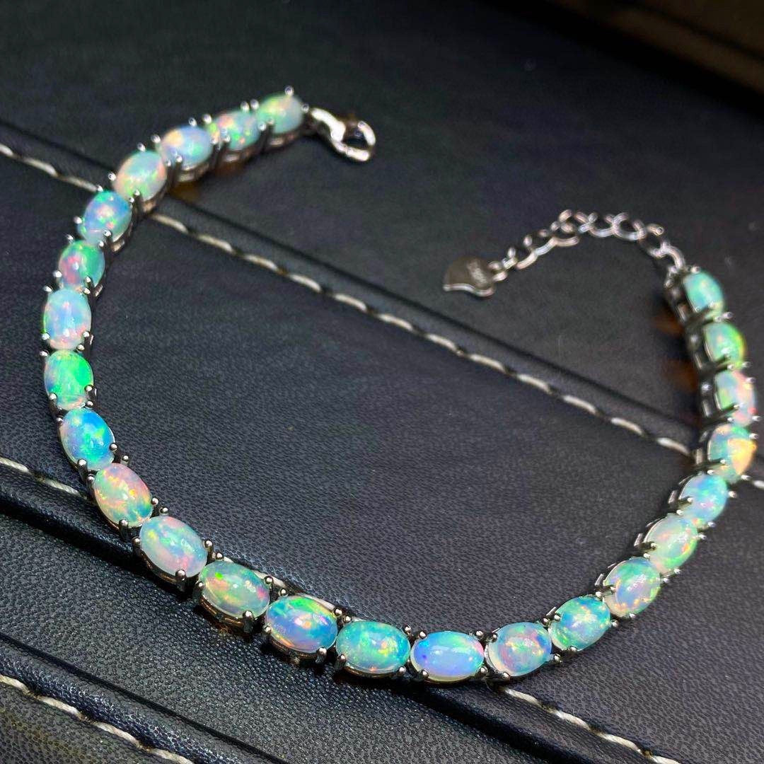 Bracelet Éclat Divin en Opales - Un Bijou d’Exception