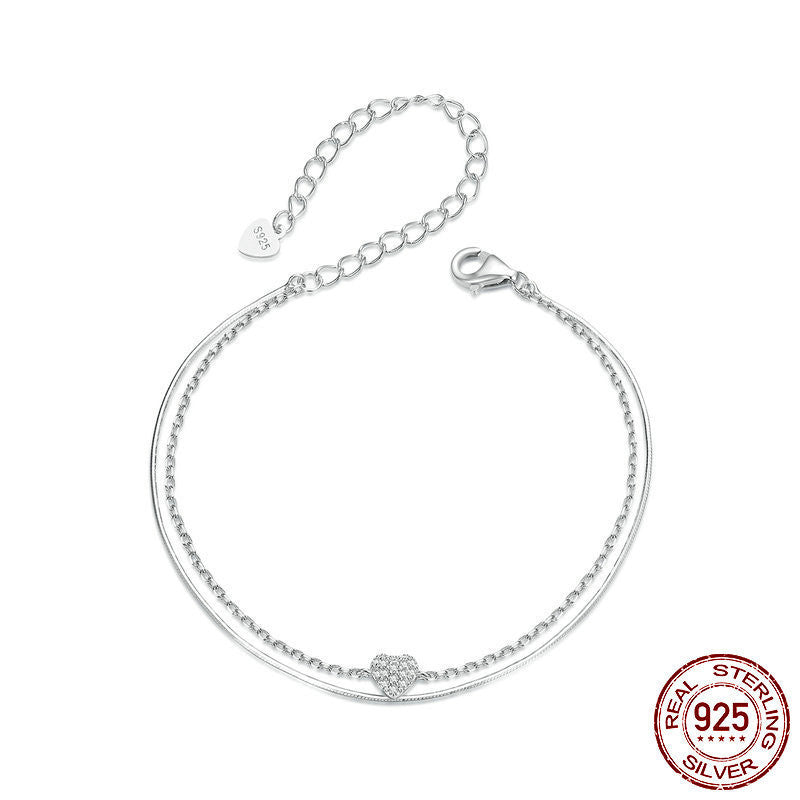 Bracelet Minimaliste avec Pendentif Cœur Étincelant