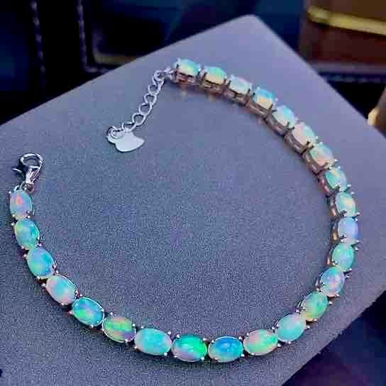 Bracelet Éclat Divin en Opales - Un Bijou d’Exception