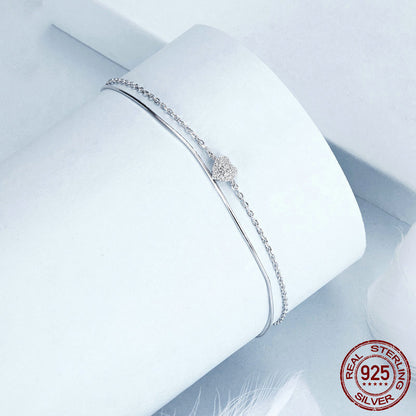 Bracelet Minimaliste avec Pendentif Cœur Étincelant